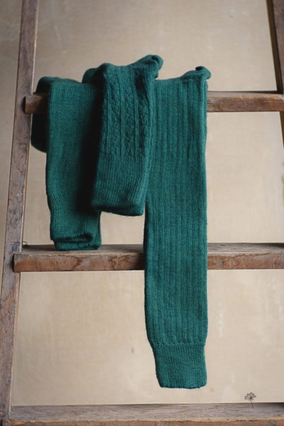 chaussettes pure laine vert bleuté teintes naturellement uniquement avec des plantes